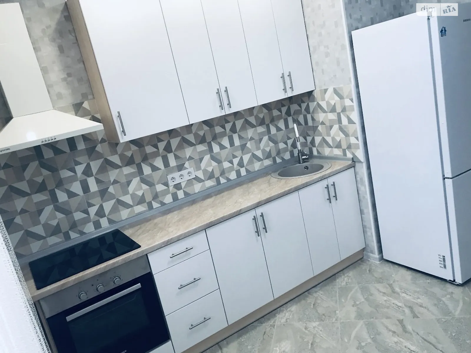 Сдается в аренду 1-комнатная квартира 40 кв. м в, цена: 7000 грн - фото 1