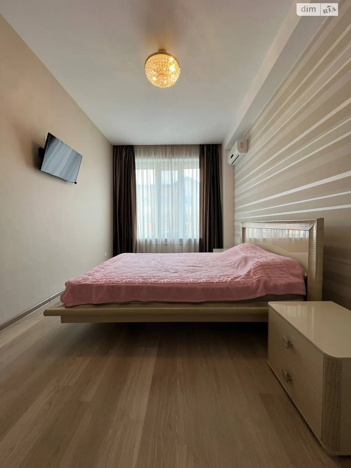 Продається 2-кімнатна квартира 68 кв. м у Харкові, вул. Новоолександрівська, 54А корпус 1 - фото 1