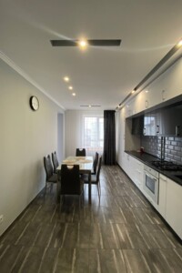 Довгострокова оренда квартири, Івано-Франківська, Крихівці (Івано-Франківськ), Слобідська вулиця, буд. 19