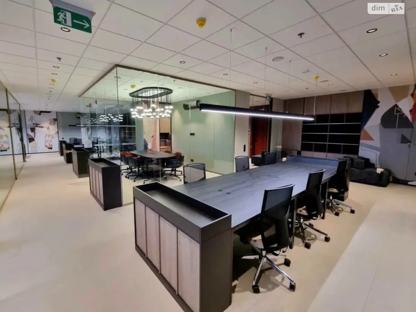 Сдается в аренду офис 130 кв. м в бизнес-центре, цена: 52000 грн - фото 1