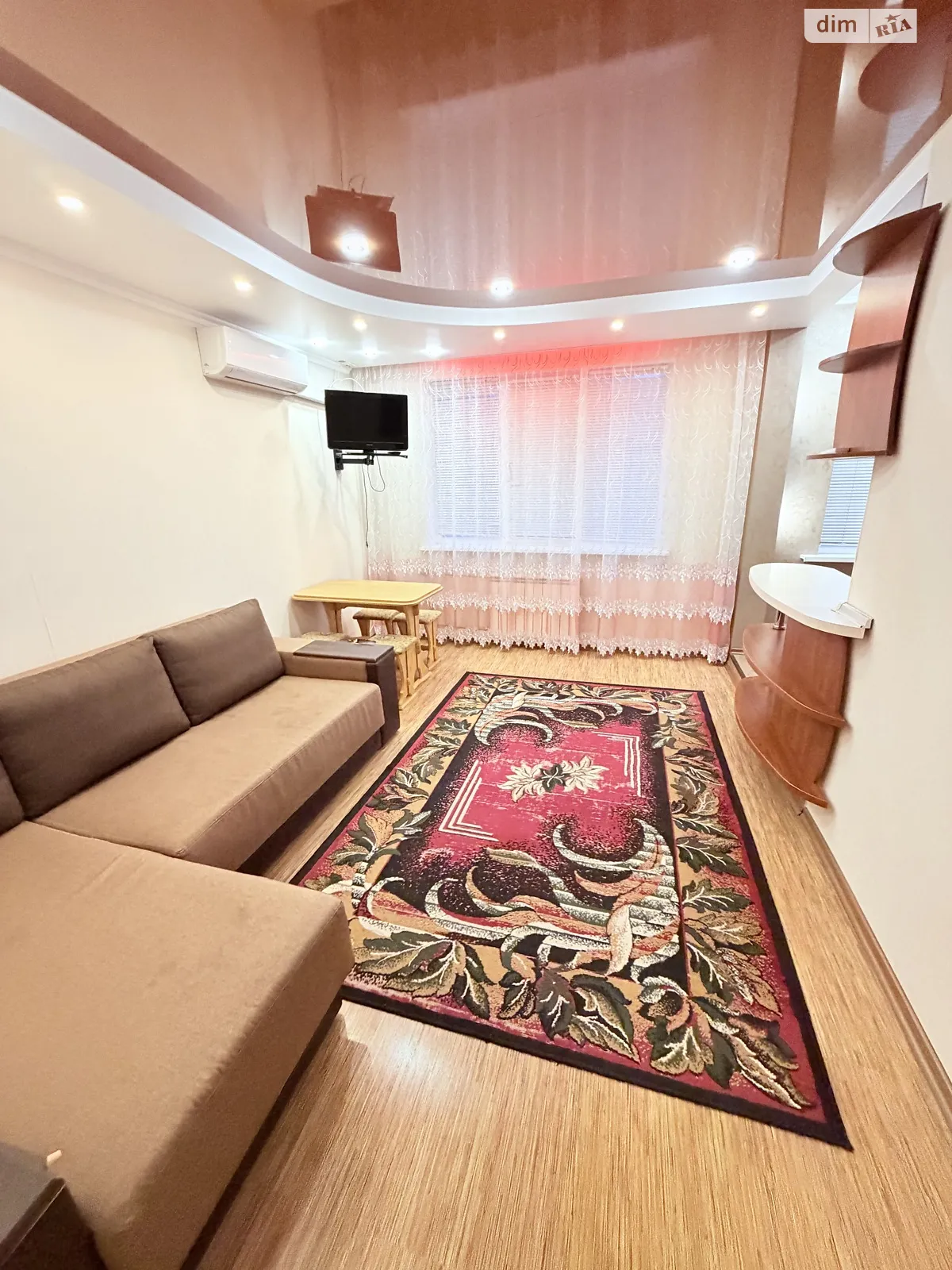 Сдается в аренду 3-комнатная квартира 65 кв. м в Харькове, просп. Людвига Свободы, 39Б - фото 1