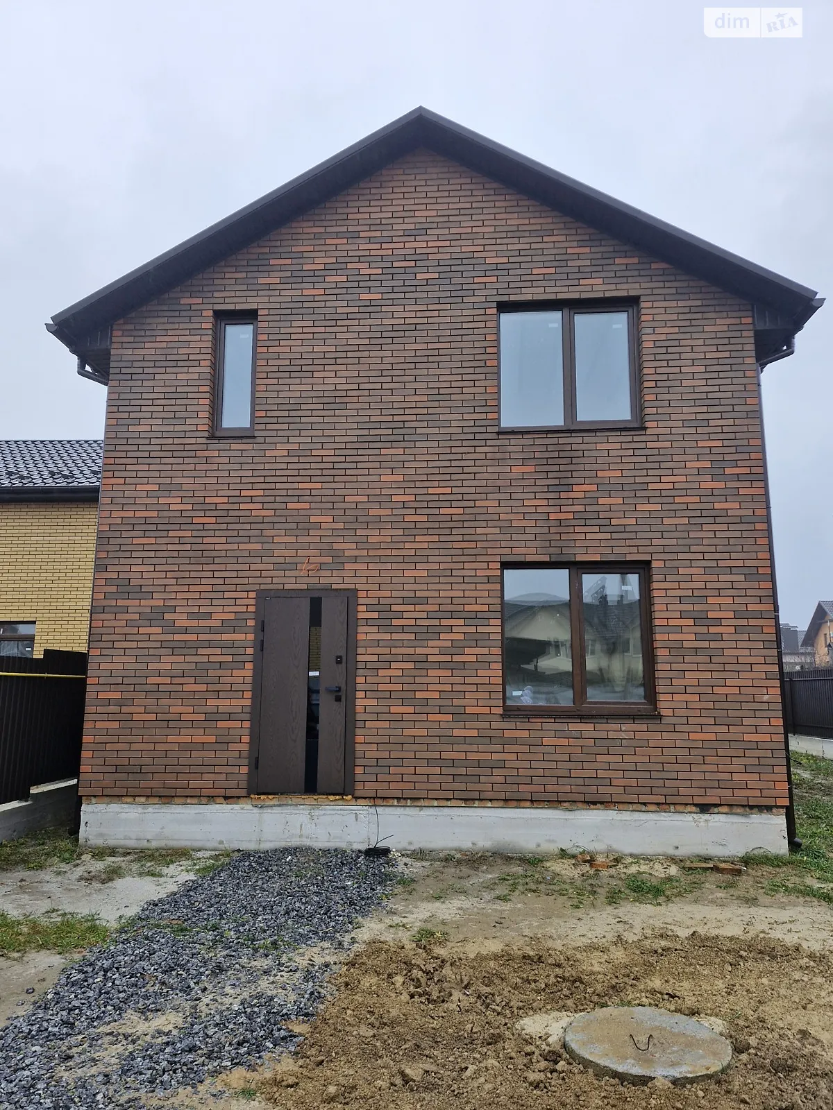 Продается дом на 2 этажа 107 кв. м с подвалом, цена: 89000 $ - фото 1