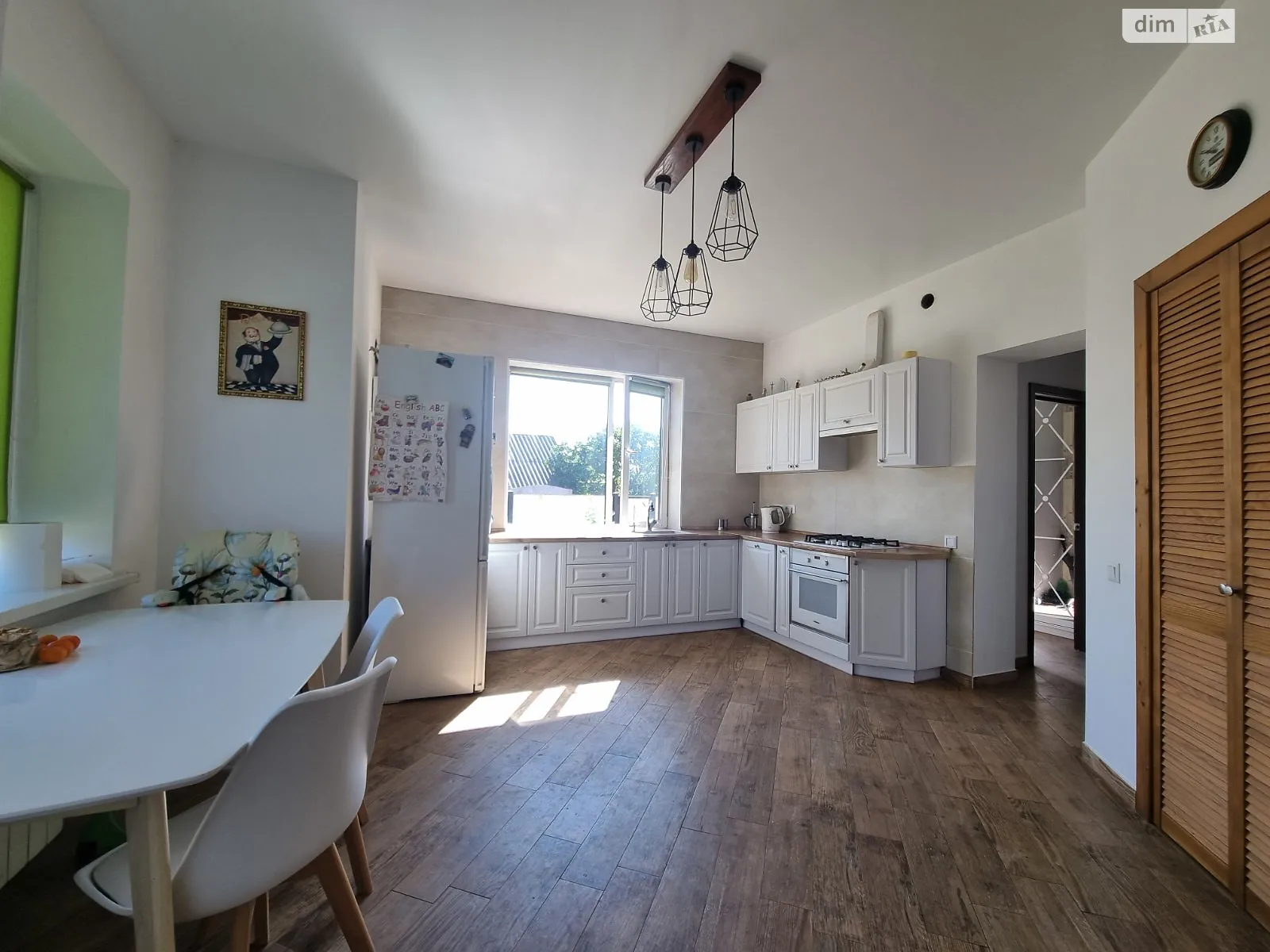 Сдается в аренду дом на 2 этажа 140 кв. м с гаражом, цена: 1300 $ - фото 1