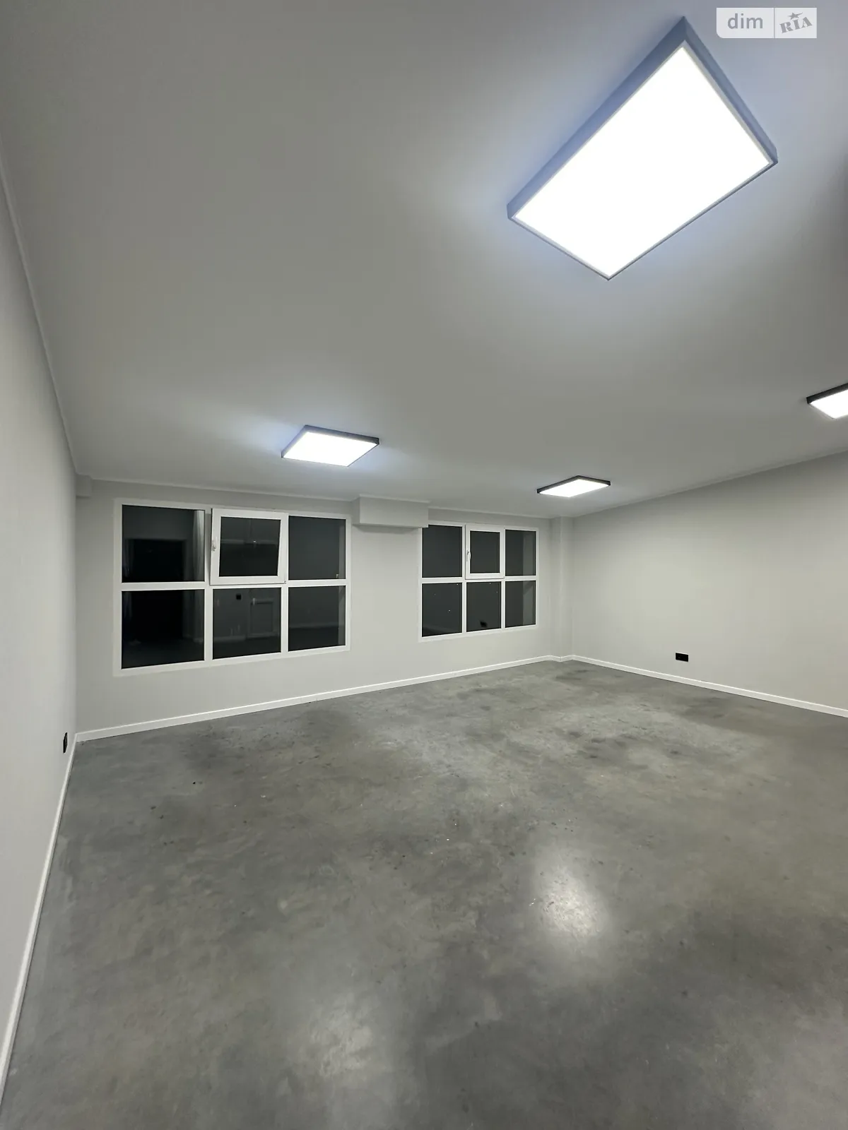 Сдается в аренду офис 38.6 кв. м в бизнес-центре, цена: 12000 грн - фото 1