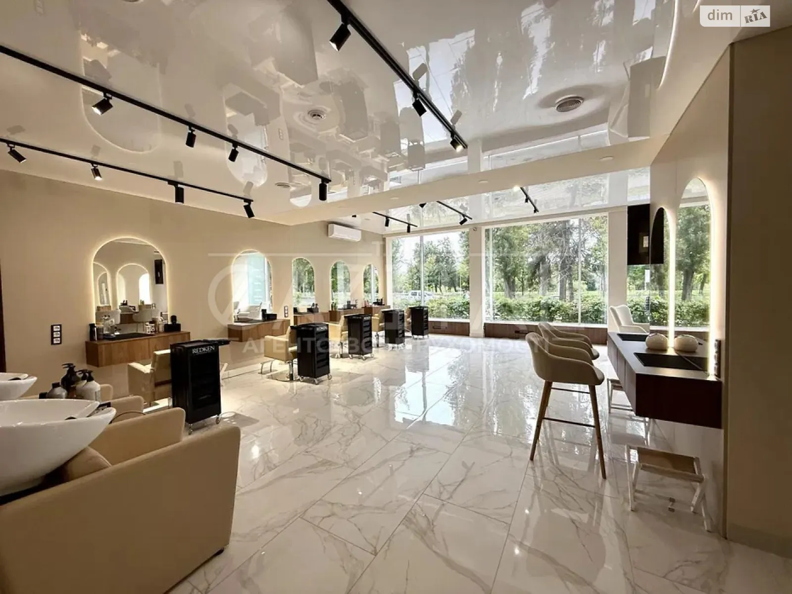 Продается помещения свободного назначения 206 кв. м в 16-этажном здании, цена: 40000 $ - фото 1