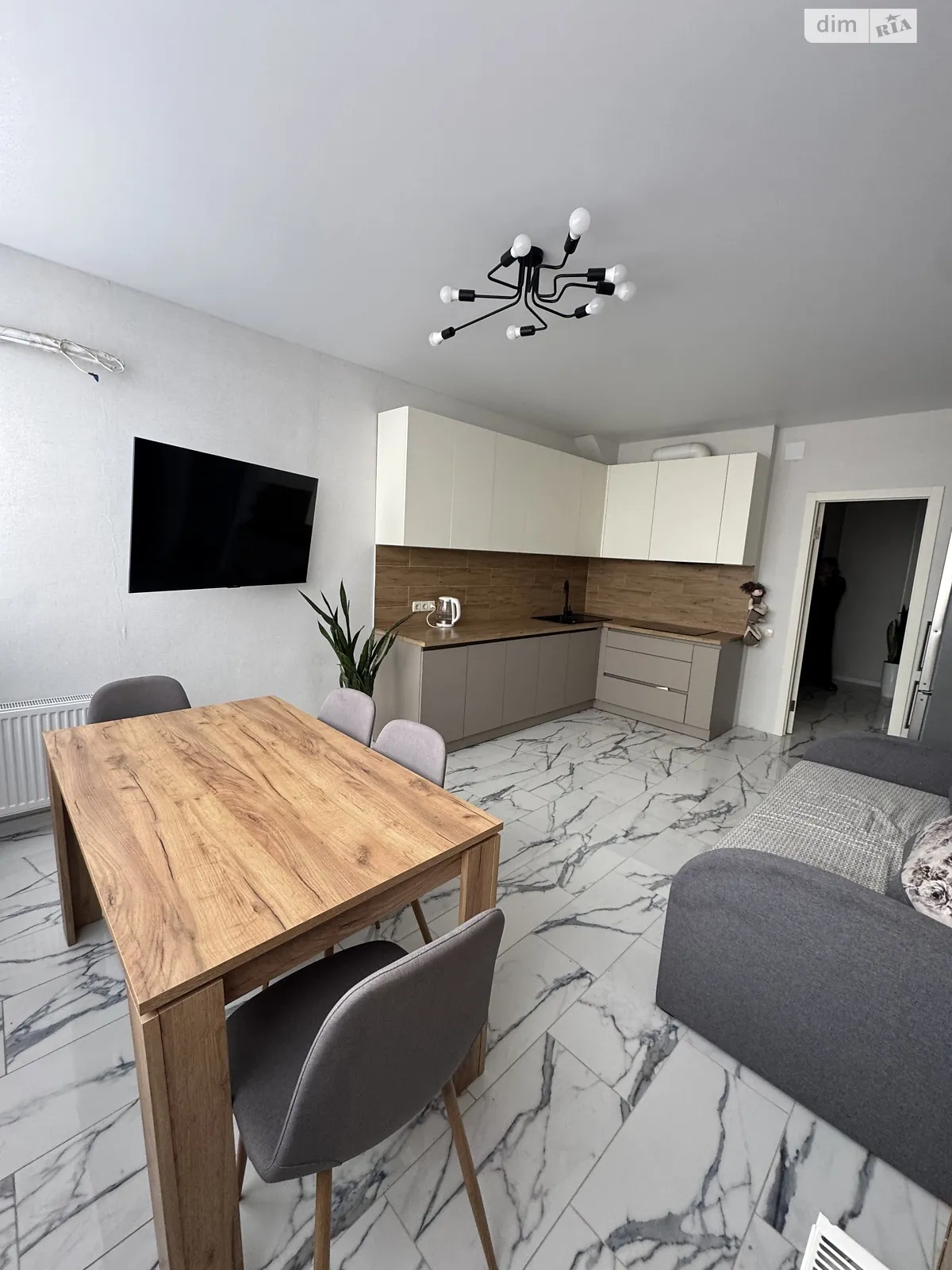 Продается 2-комнатная квартира 65 кв. м в Иличанкае, ул. Школьная, 43 - фото 1