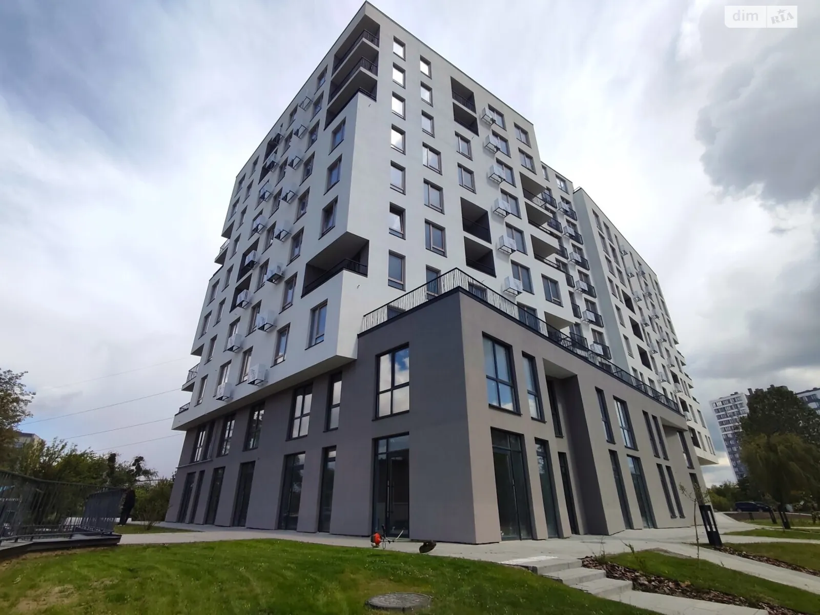 Сдается в аренду помещения свободного назначения 55.5 кв. м в 10-этажном здании, цена: 700 $ - фото 1