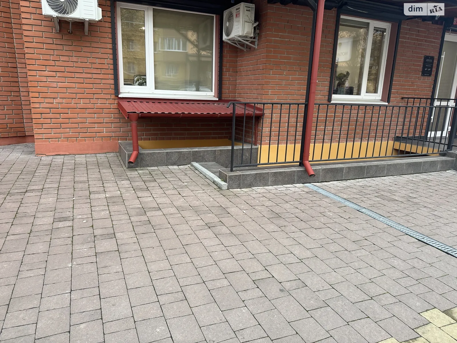 Продається приміщення вільного призначення 79 кв. м в 10-поверховій будівлі, цена: 45000 $ - фото 1