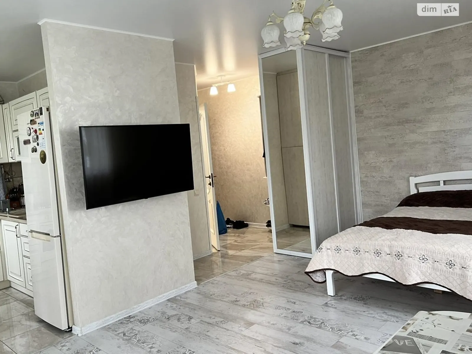 Продается 2-комнатная квартира 32 кв. м в Хмельницком, ул. Соборная, 56 - фото 1