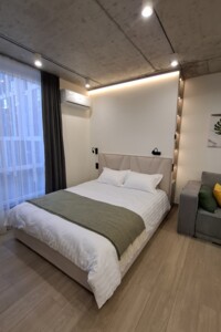 Продажа квартиры, Ивано-Франковск, р‑н. Центр, Коновальца Евгения улица