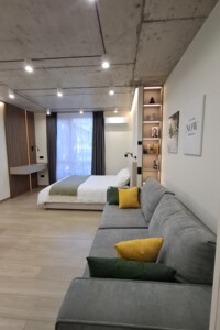 Продаж квартири, Івано-Франківськ, р‑н. Центр, Коновальця Євгена (Дадугіна) вулиця