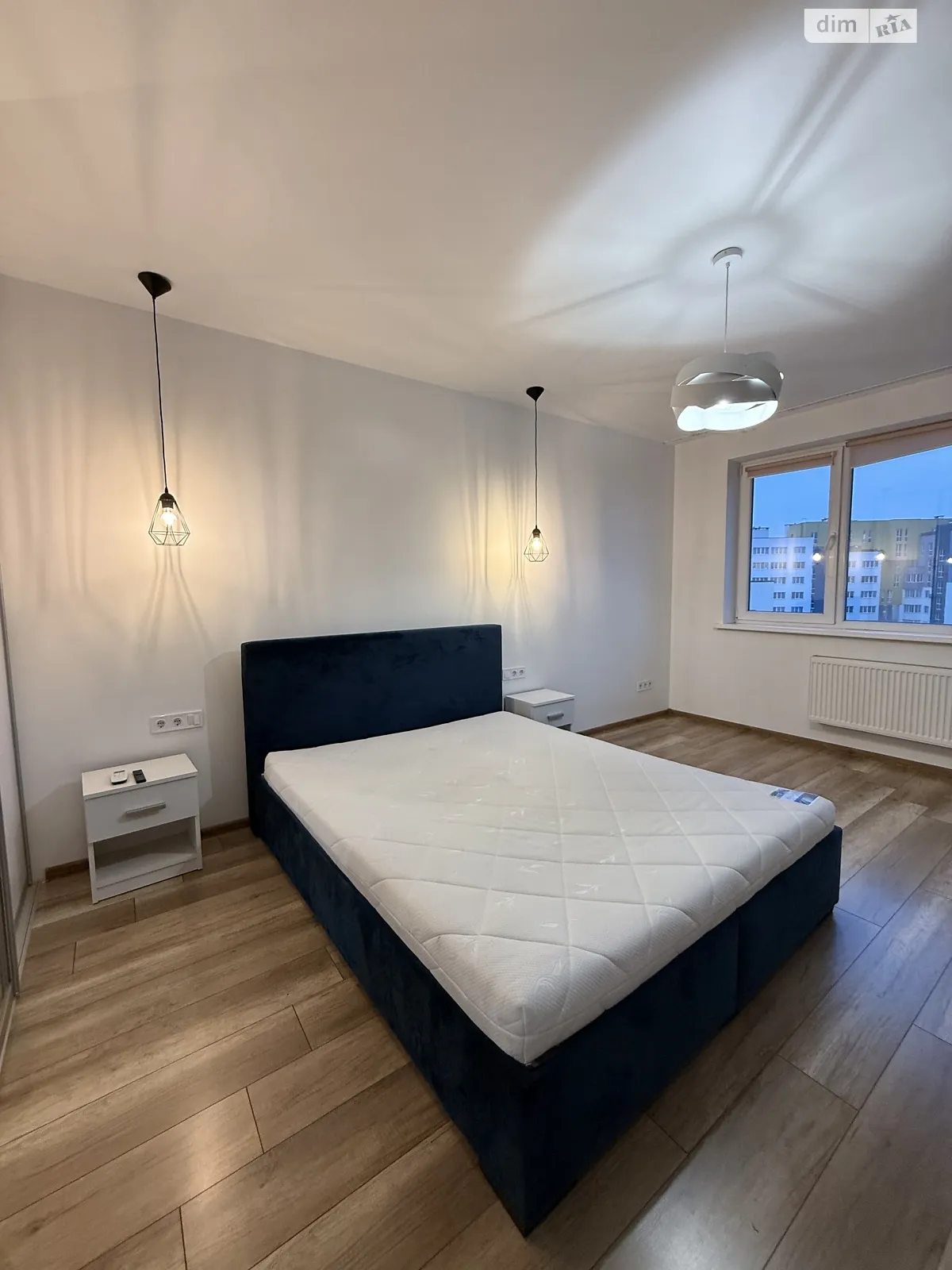 Здається в оренду 1-кімнатна квартира 45 кв. м у Львові, вул. Володимира Янева, 27 - фото 1