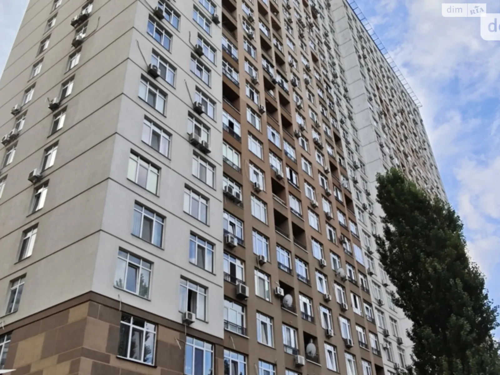 Сдается в аренду 2-комнатная квартира 72.8 кв. м в Киеве, ул. Ованеса Туманяна, 3 - фото 1