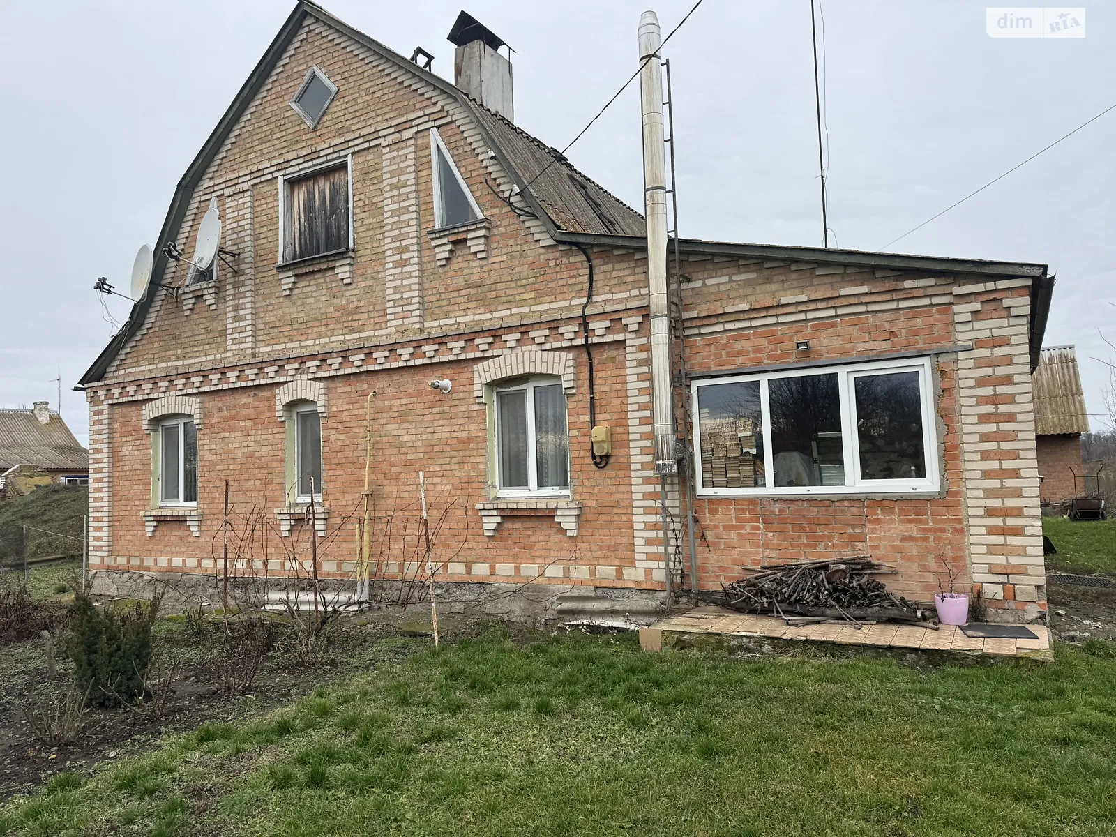 Продается одноэтажный дом 112 кв. м с бассейном, цена: 15000 $ - фото 1