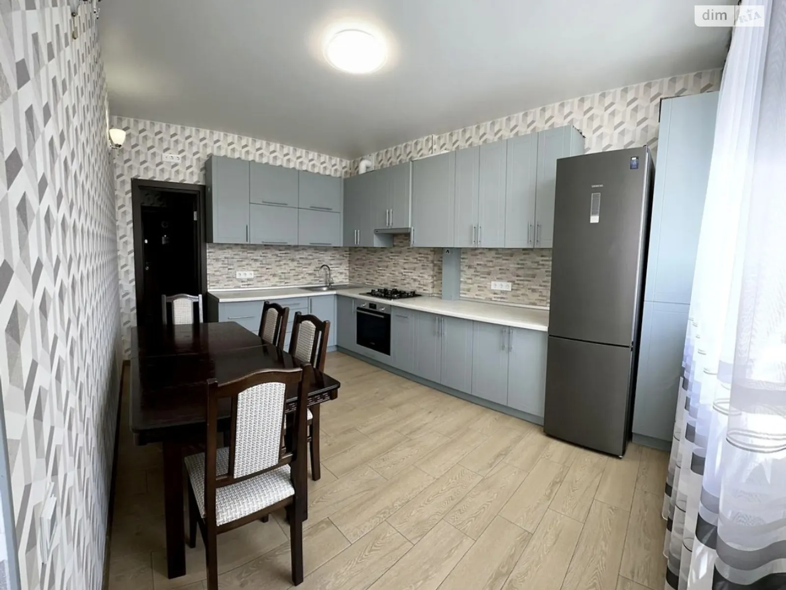 Сдается в аренду 2-комнатная квартира 56 кв. м в Софиевской Борщаговке, ул. Соборная, 103/13 - фото 1