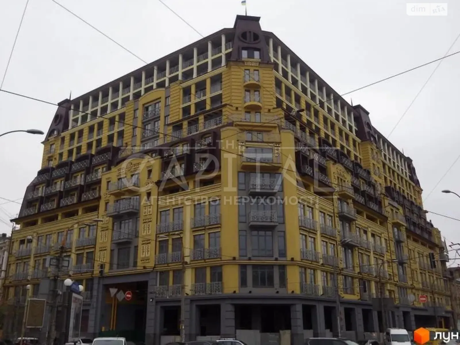 Продается 1-комнатная квартира 51.1 кв. м в Киеве, ул. Нижний Вал, 27-29 - фото 1