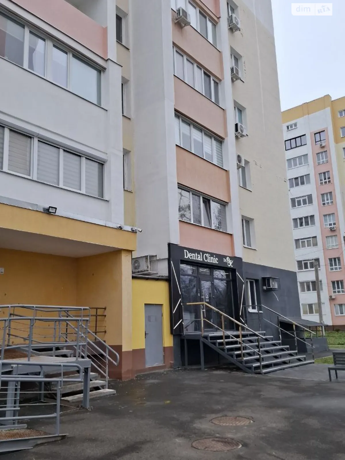 Продается 1-комнатная квартира 43 кв. м в Харькове, просп. Героев Харькова(Московский), 268Д - фото 1