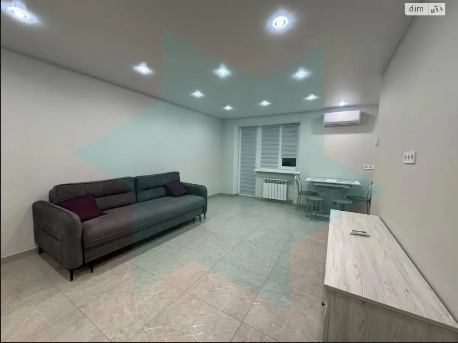 Сдается в аренду 1-комнатная квартира 30 кв. м в Днепре, ул. Александра Щербакова, 1 - фото 1