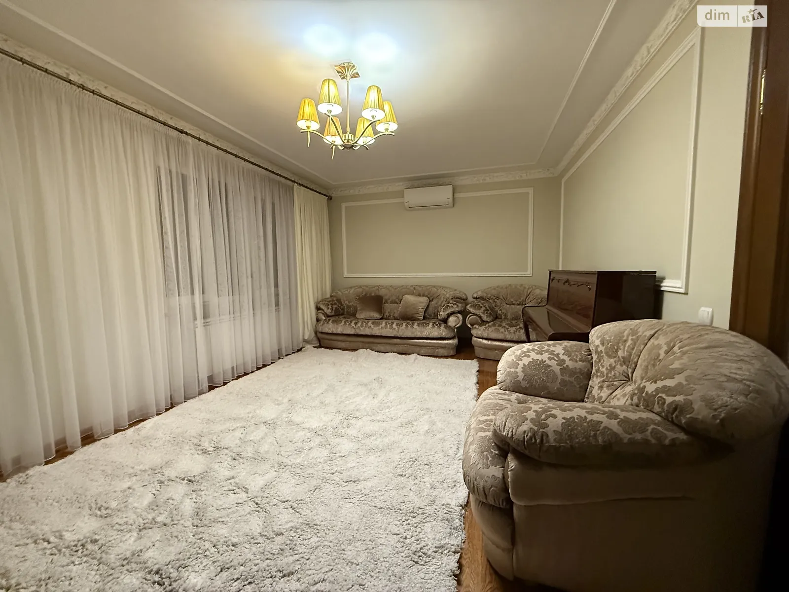 3-комнатная квартира 83 кв. м в Тернополе, ул. Квитки Цисык(Ломоносова Михаила), 60 - фото 1