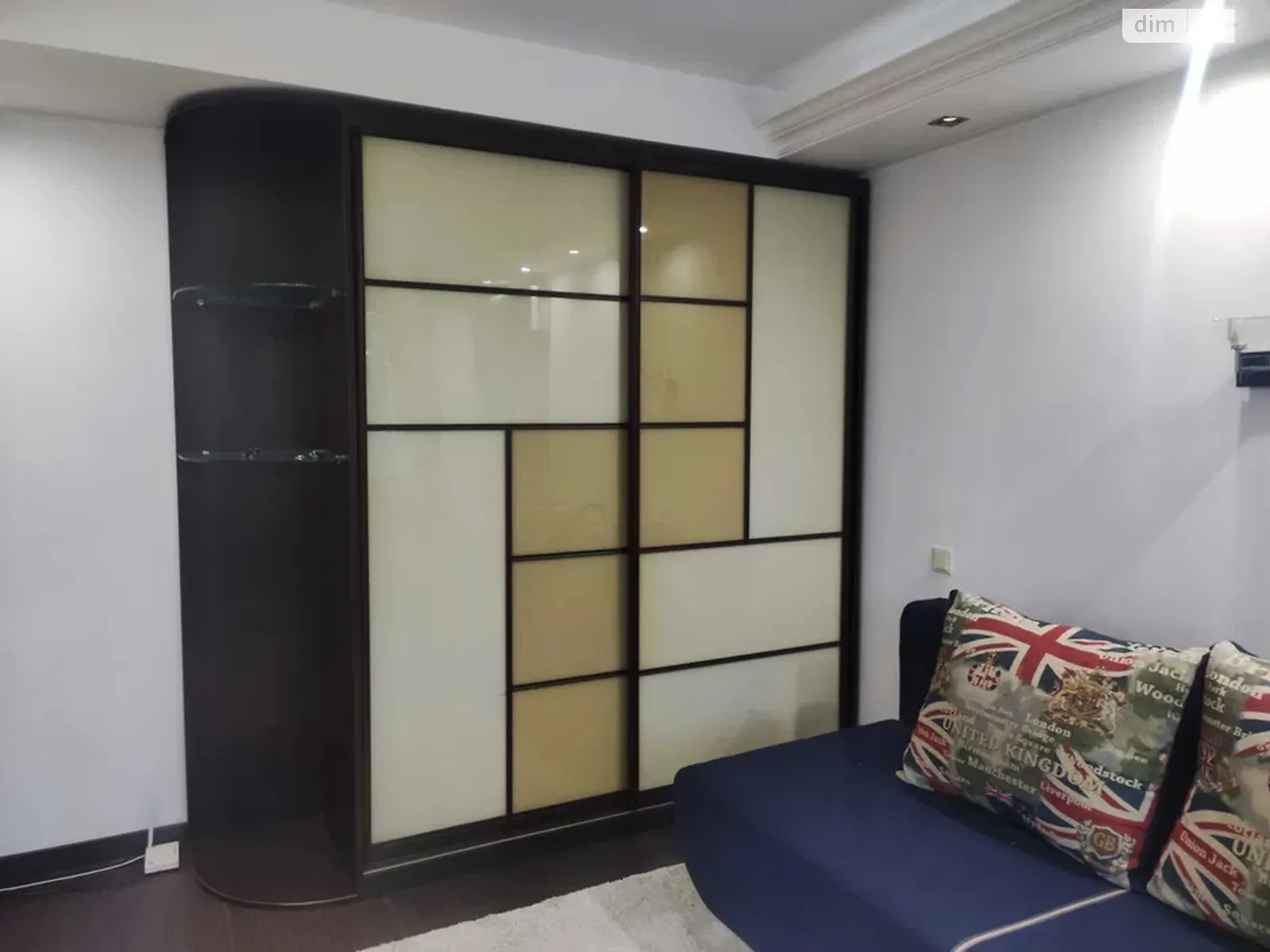 Сдается в аренду 1-комнатная квартира 30 кв. м в Киеве, ул. Романа Ратушного(Волгоградская), 41 - фото 1