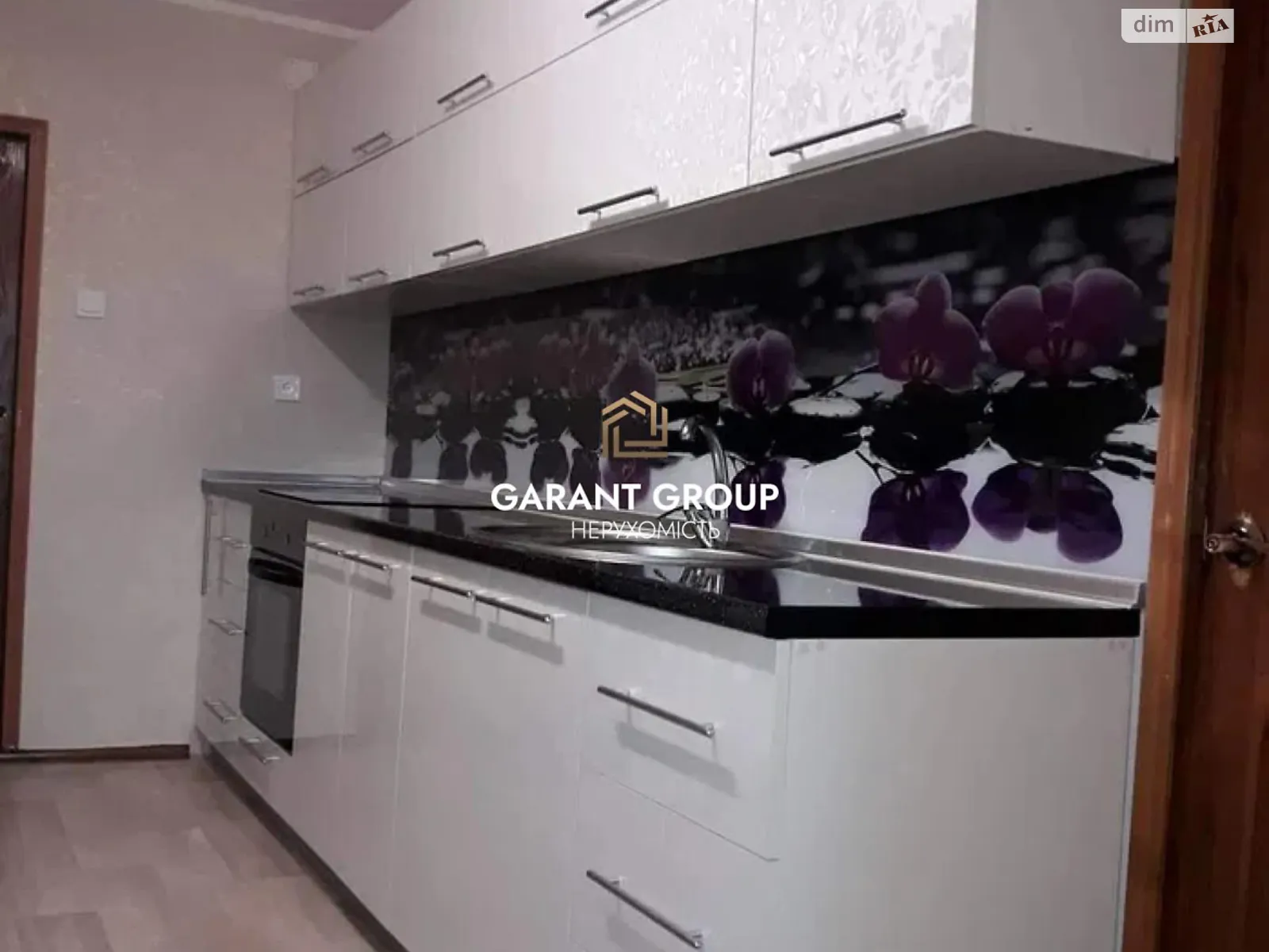 Продается 2-комнатная квартира 69 кв. м в Одессе, ул. 28-й Бригады(Паустовского) - фото 1