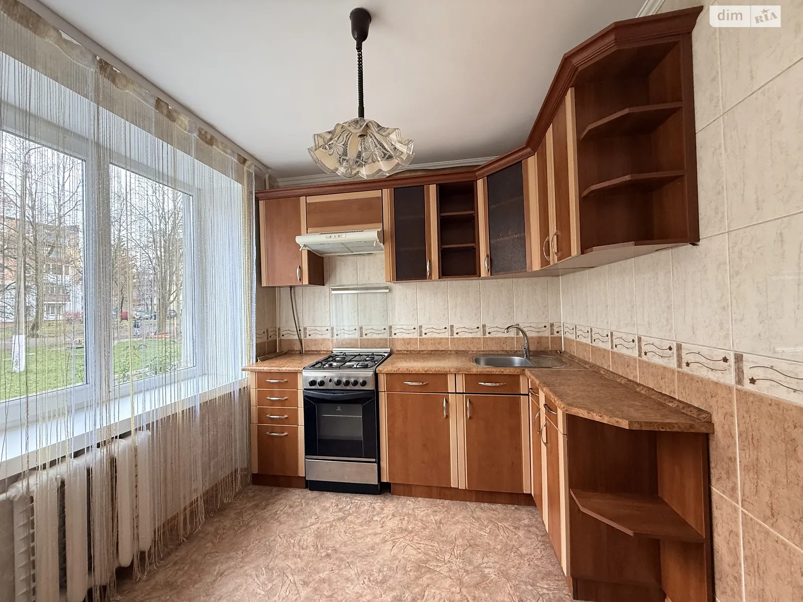 Продается 1-комнатная квартира 33.4 кв. м в Ровно, ул. Студенческая, 5 - фото 1