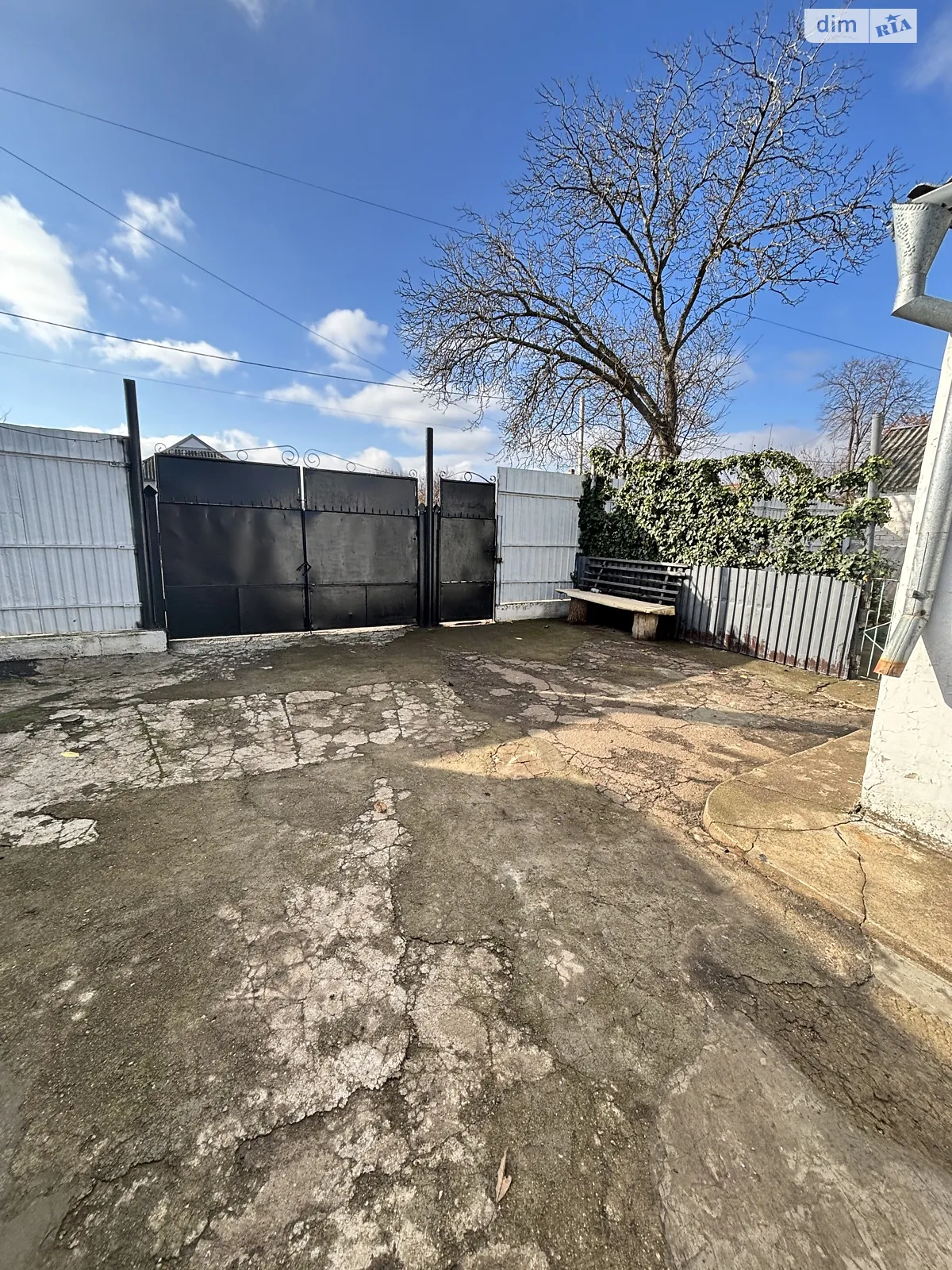 Продается одноэтажный дом 68.2 кв. м с подвалом, цена: 13500 $ - фото 1