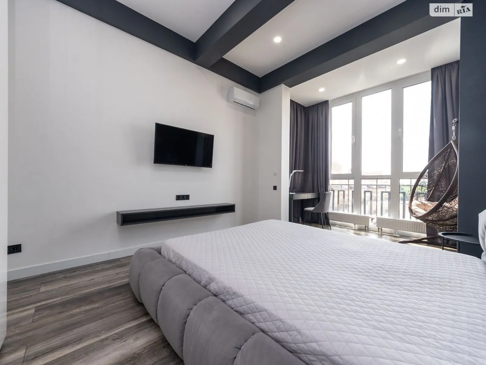 ул. Метрологическая, 21Б Феофания Киев ЖК Кришталеві джерела Теремки - фото 1