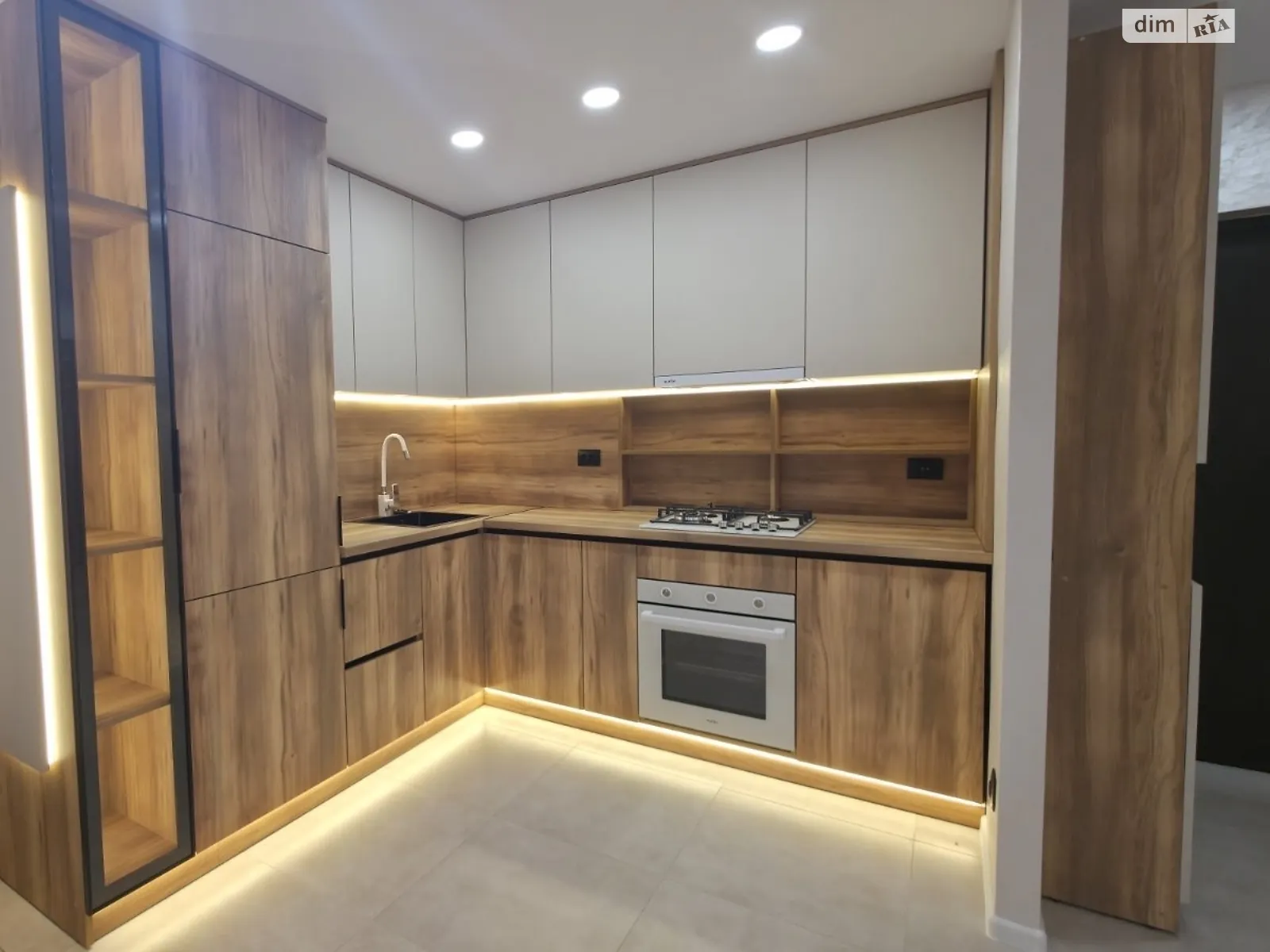 2-комнатная квартира 55 кв. м в Тернополе, цена: 72500 $ - фото 1