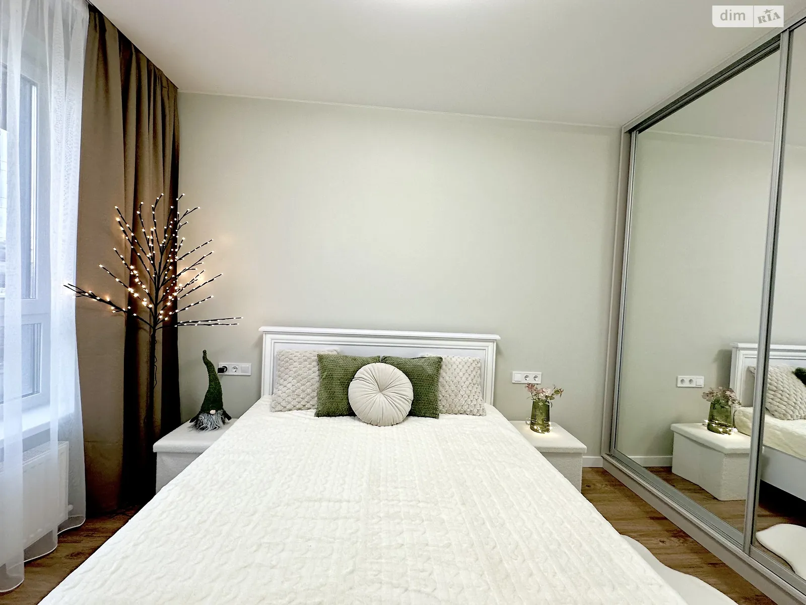 Продается 1-комнатная квартира 39 кв. м в Львове, ул. Роксоляны, 30 - фото 1