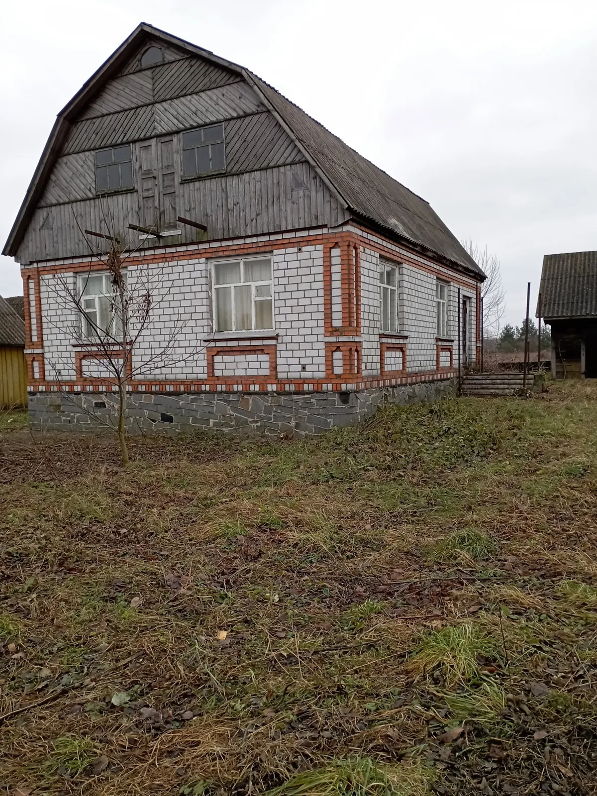 Продается одноэтажный дом 80 кв. м с мансардой, цена: 15000 $ - фото 1