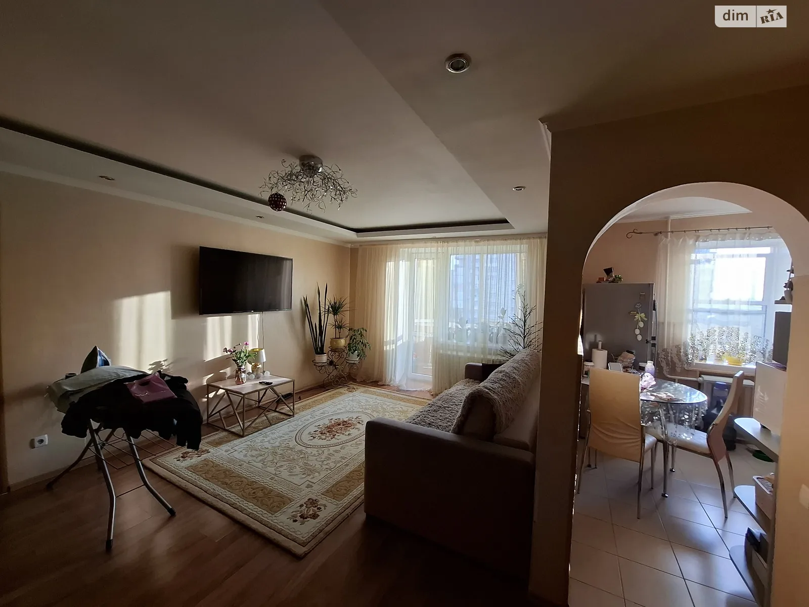 Продается 2-комнатная квартира 52 кв. м в Виннице, ул. Николая Амосова - фото 1