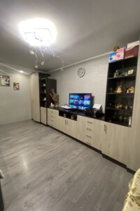 Продажа квартиры, Львов, Щурата улица, дом 7