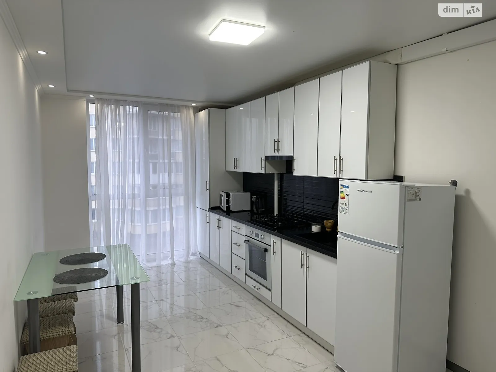 1-комнатная квартира 46 кв. м в Тернополе, ул. Белогорская - фото 1