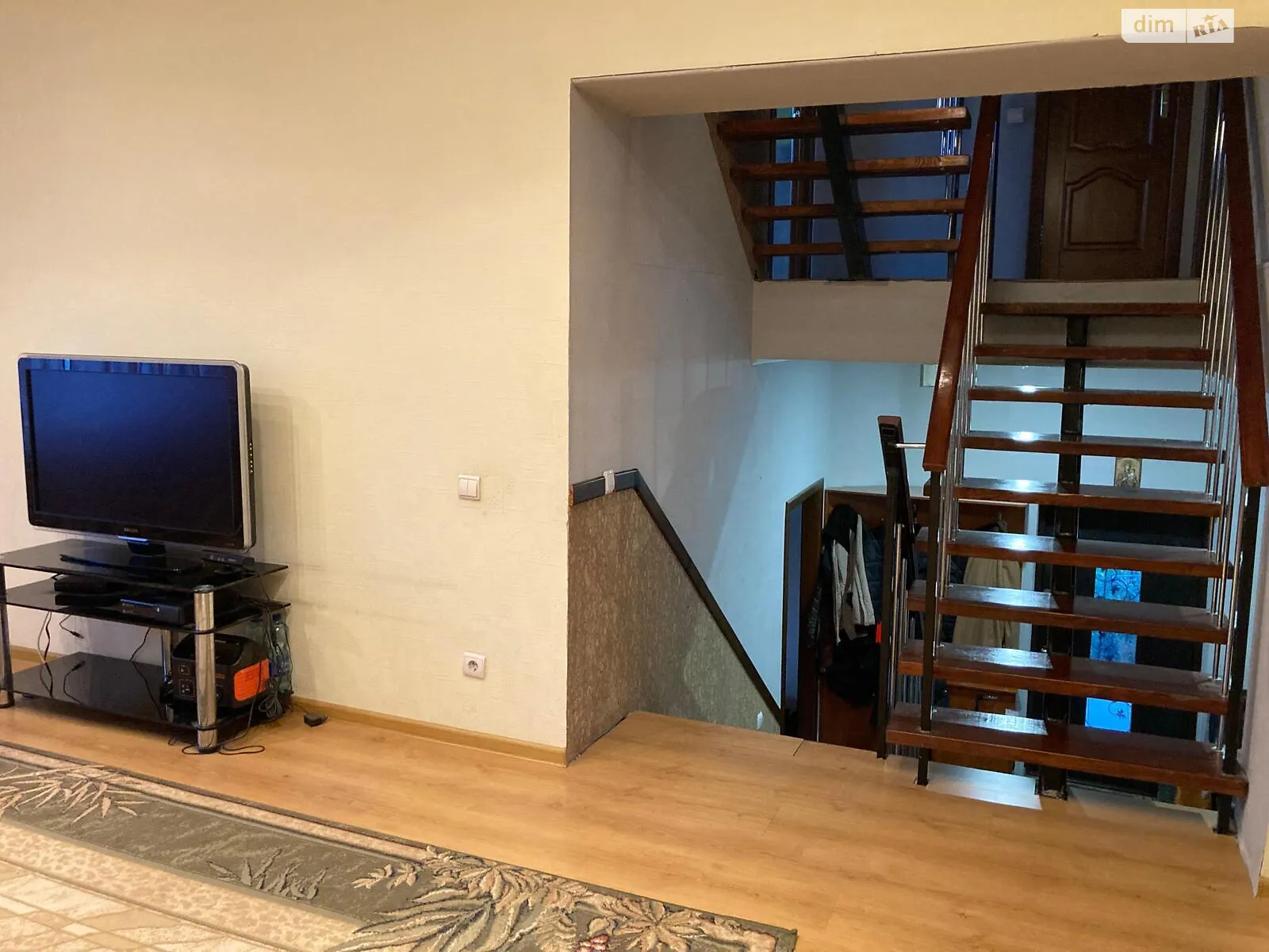 Продается дом на 2 этажа 198 кв. м с камином, цена: 130000 $ - фото 1