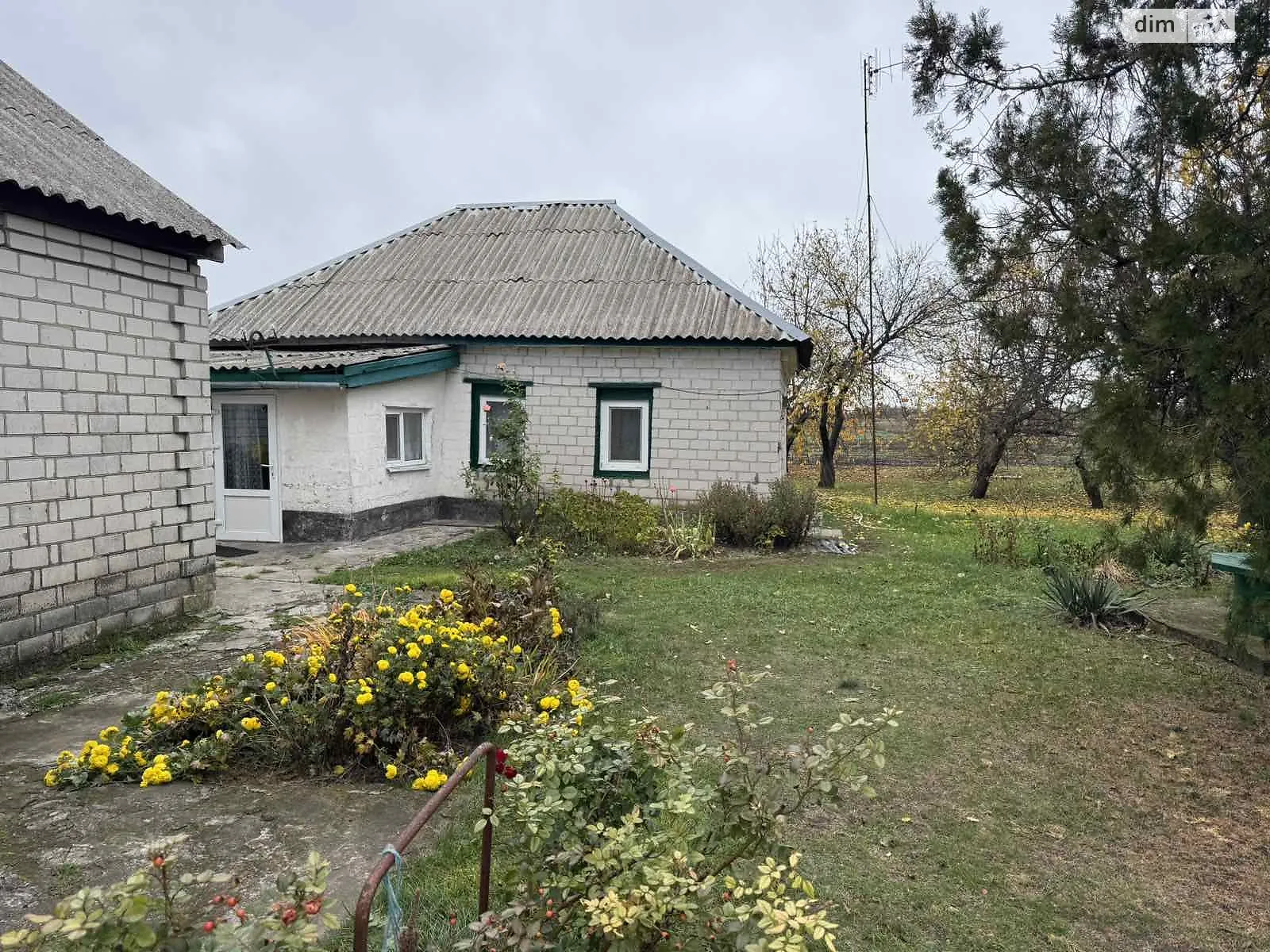 Продається одноповерховий будинок 55 кв. м з гаражем, цена: 10000 $ - фото 1