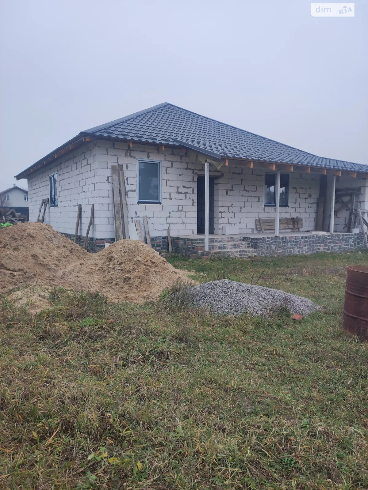 Продается одноэтажный дом 120 кв. м с мансардой, цена: 68000 $ - фото 1