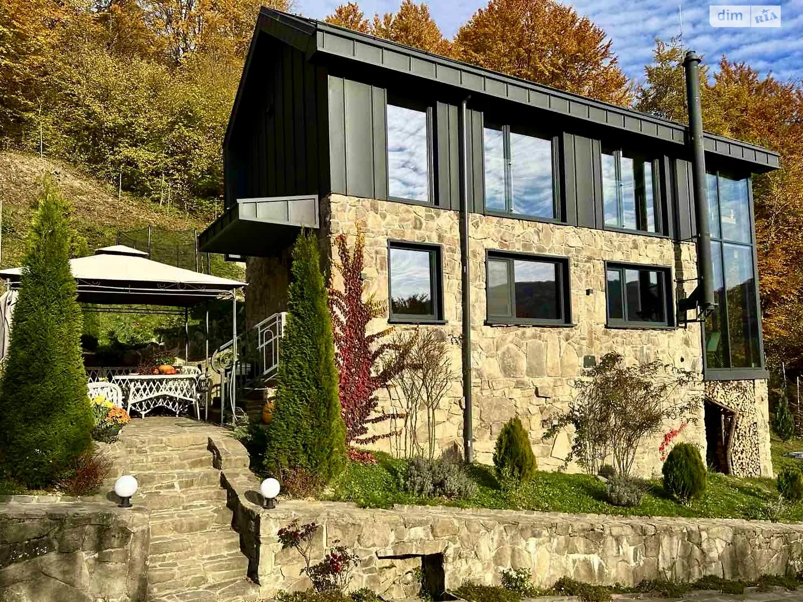 Сдается в аренду дом на 2 этажа 80 кв. м с подвалом, цена: 1000 $ - фото 1