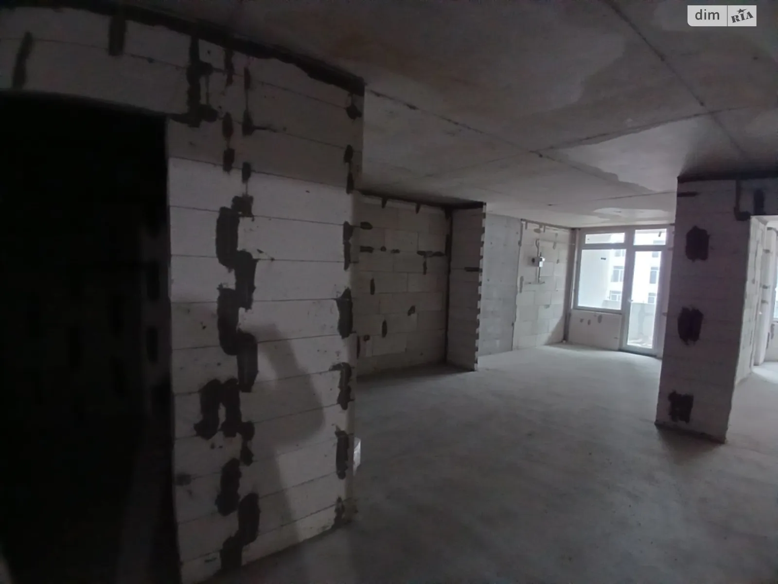 1-комнатная квартира 59.3 кв. м в Тернополе, ул. Смакулы, 8 - фото 1