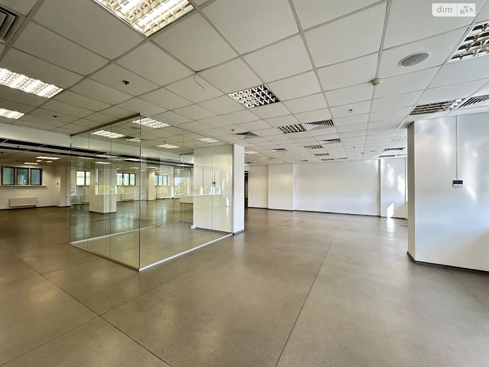 Столичное шоссе, 103 Голосеевский Киев Выдубичи, цена: 10321 $ - фото 1