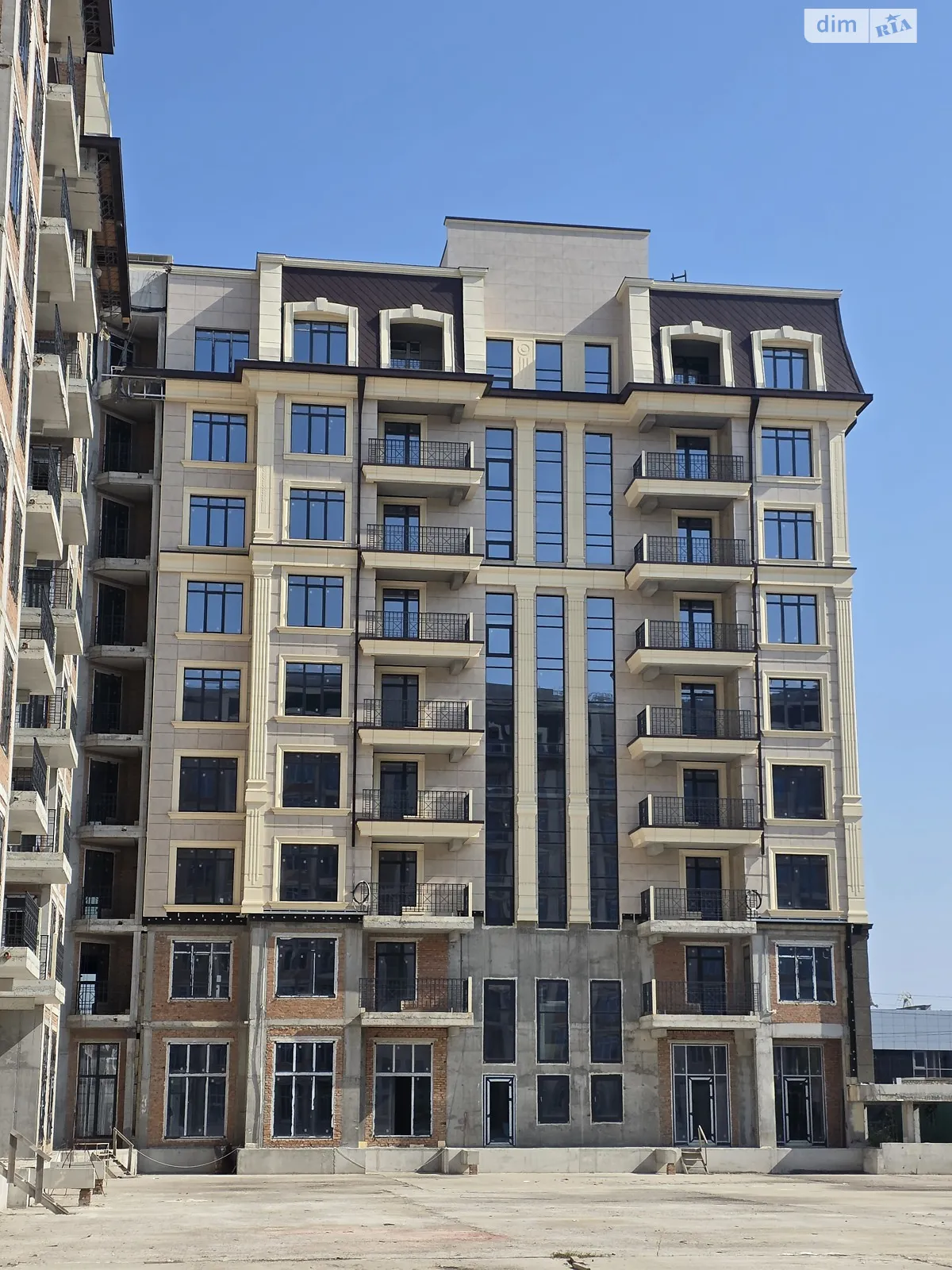 Продается 4-комнатная квартира 169.96 кв. м в Киеве, ул. Щекавицкая, 46 - фото 1