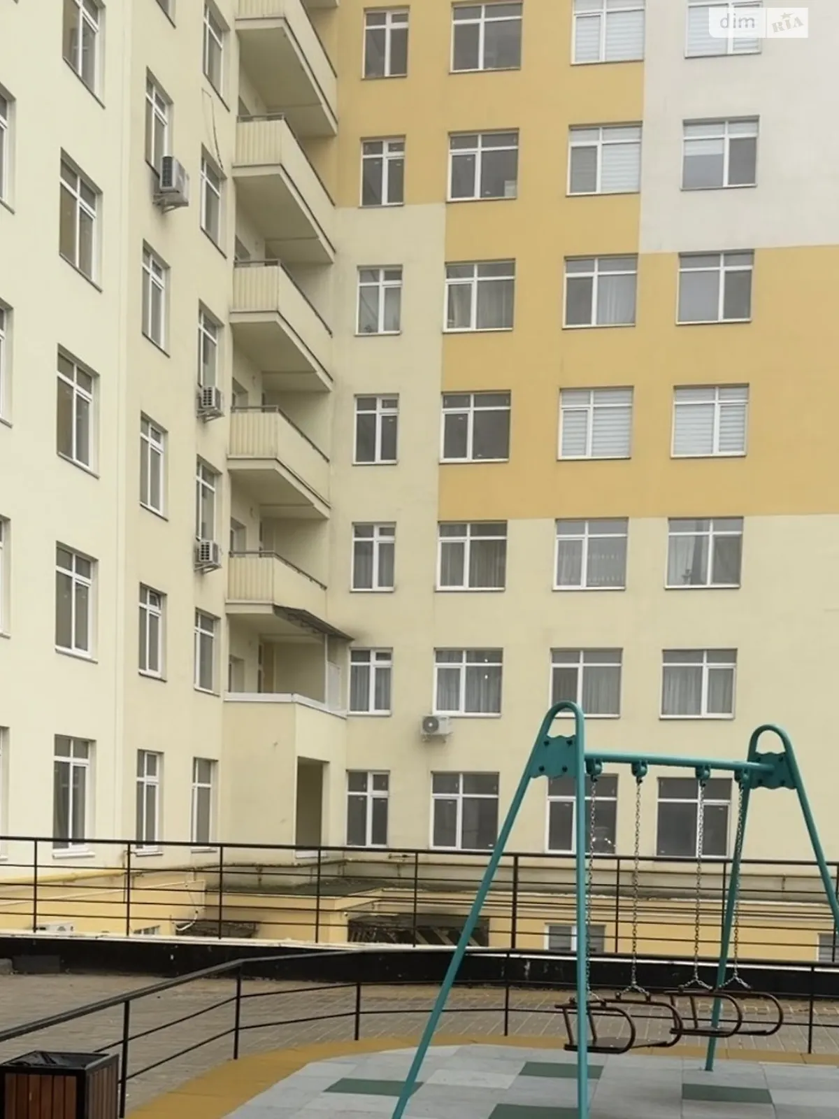 Продается 2-комнатная квартира 67 кв. м в Хмельницком, ул. Свободы, 12 корпус 2 - фото 1