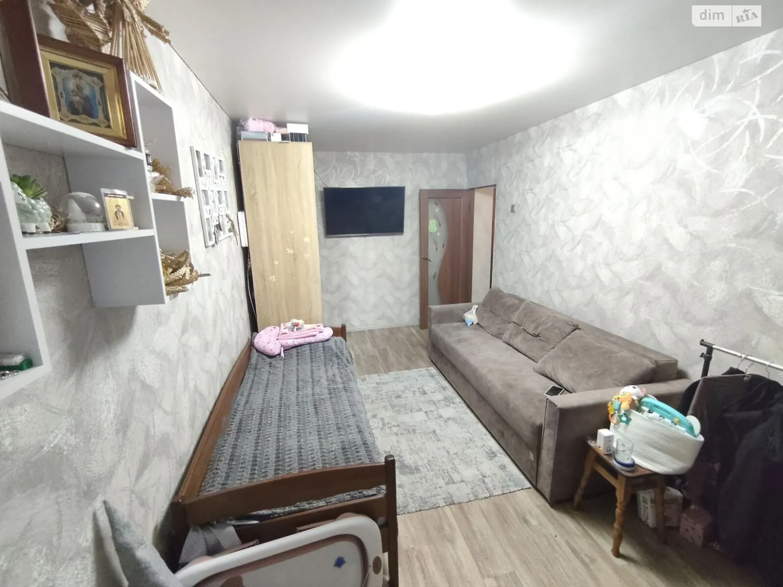 Продается 1-комнатная квартира 37 кв. м в Житомире, ул. Довженко - фото 1