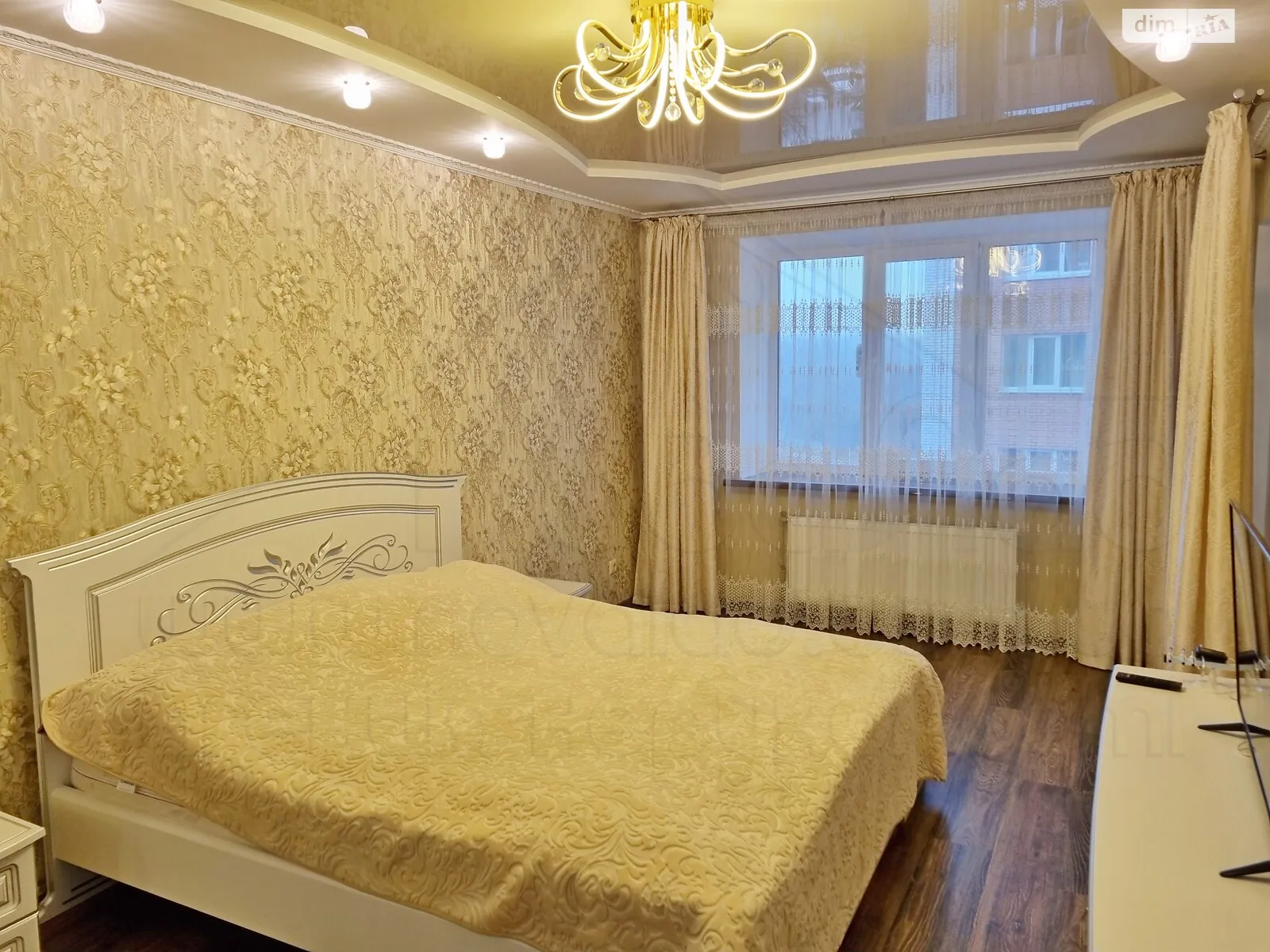 Продается 2-комнатная квартира 77 кв. м в Чернигове, ул. Шевченко - фото 1