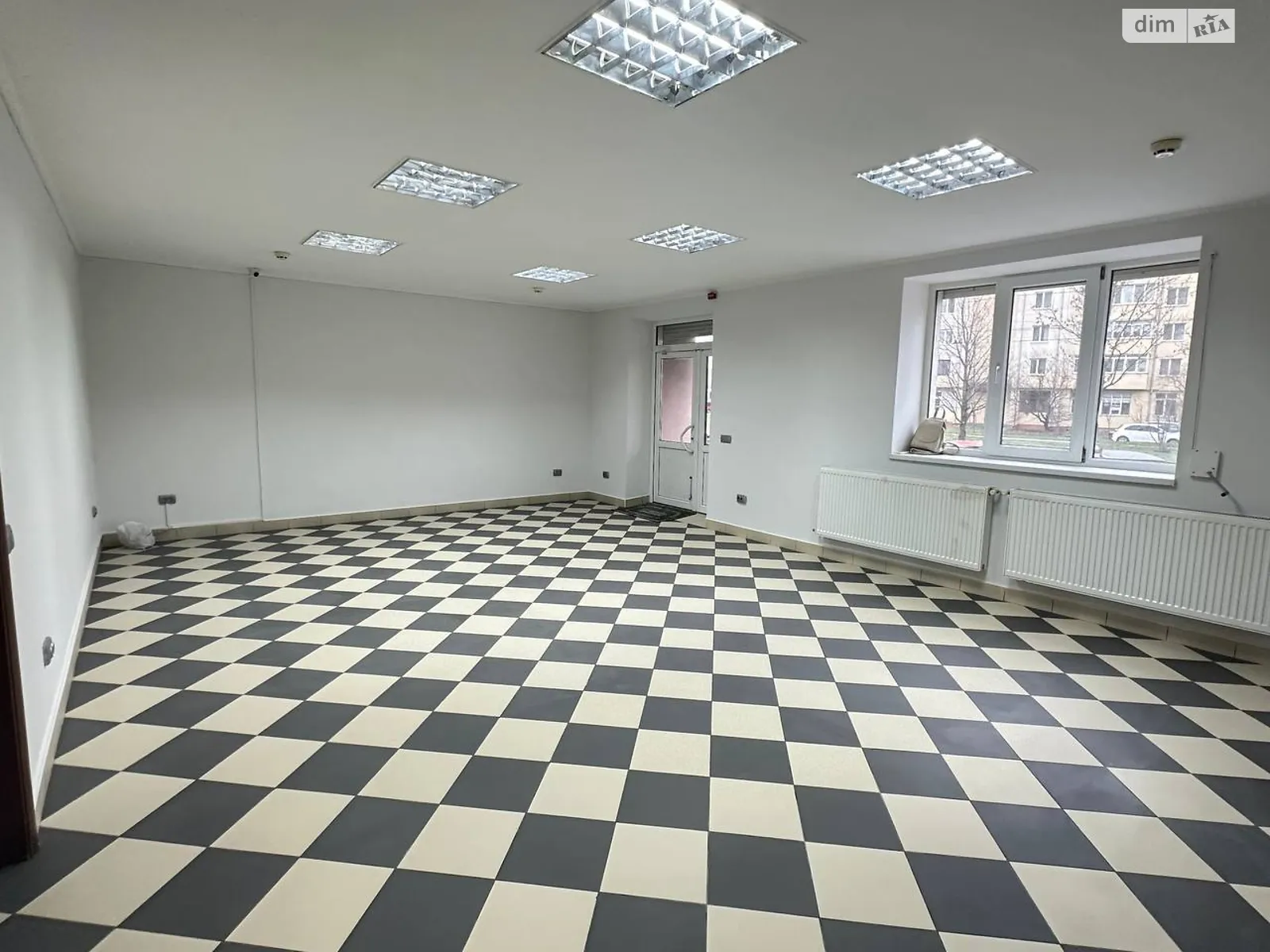 Продается помещения свободного назначения 65 кв. м в 9-этажном здании, цена: 79000 $ - фото 1