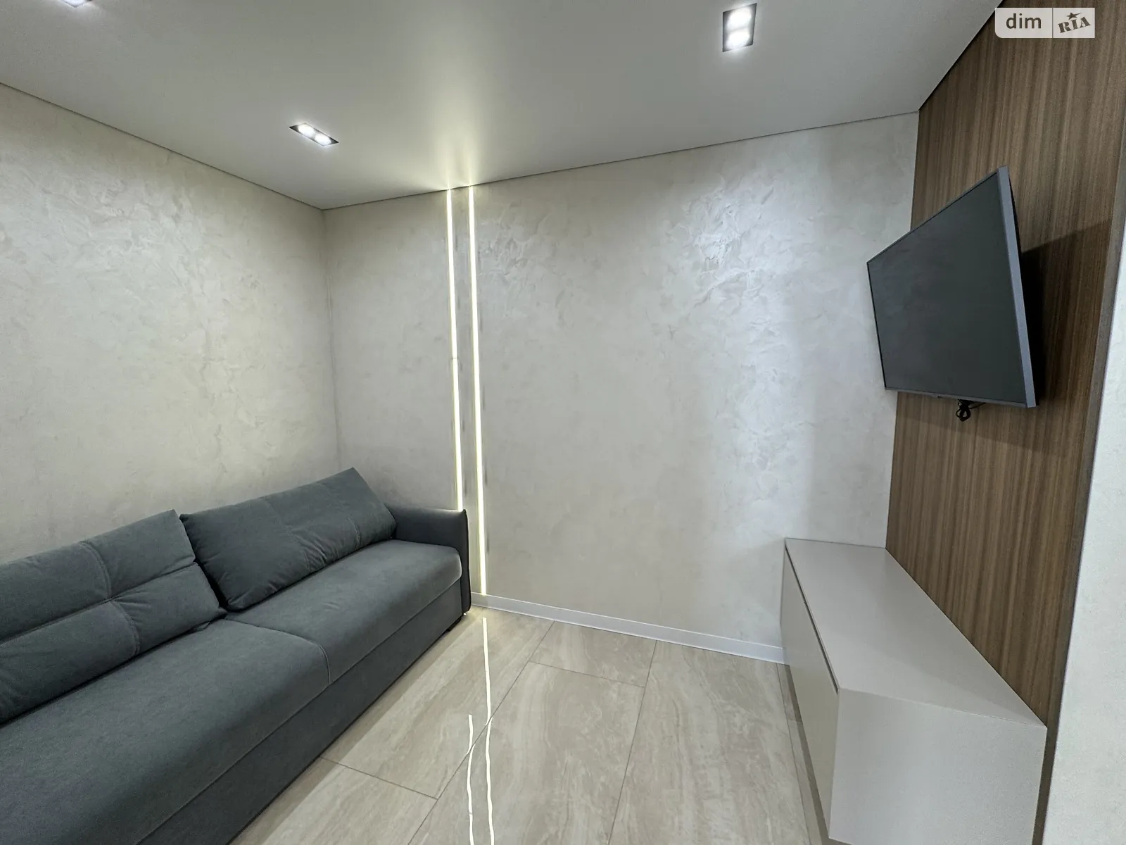 ул. Мира Івасюка Надрічна  Ивано-Франковск ЖК Мира - фото 1