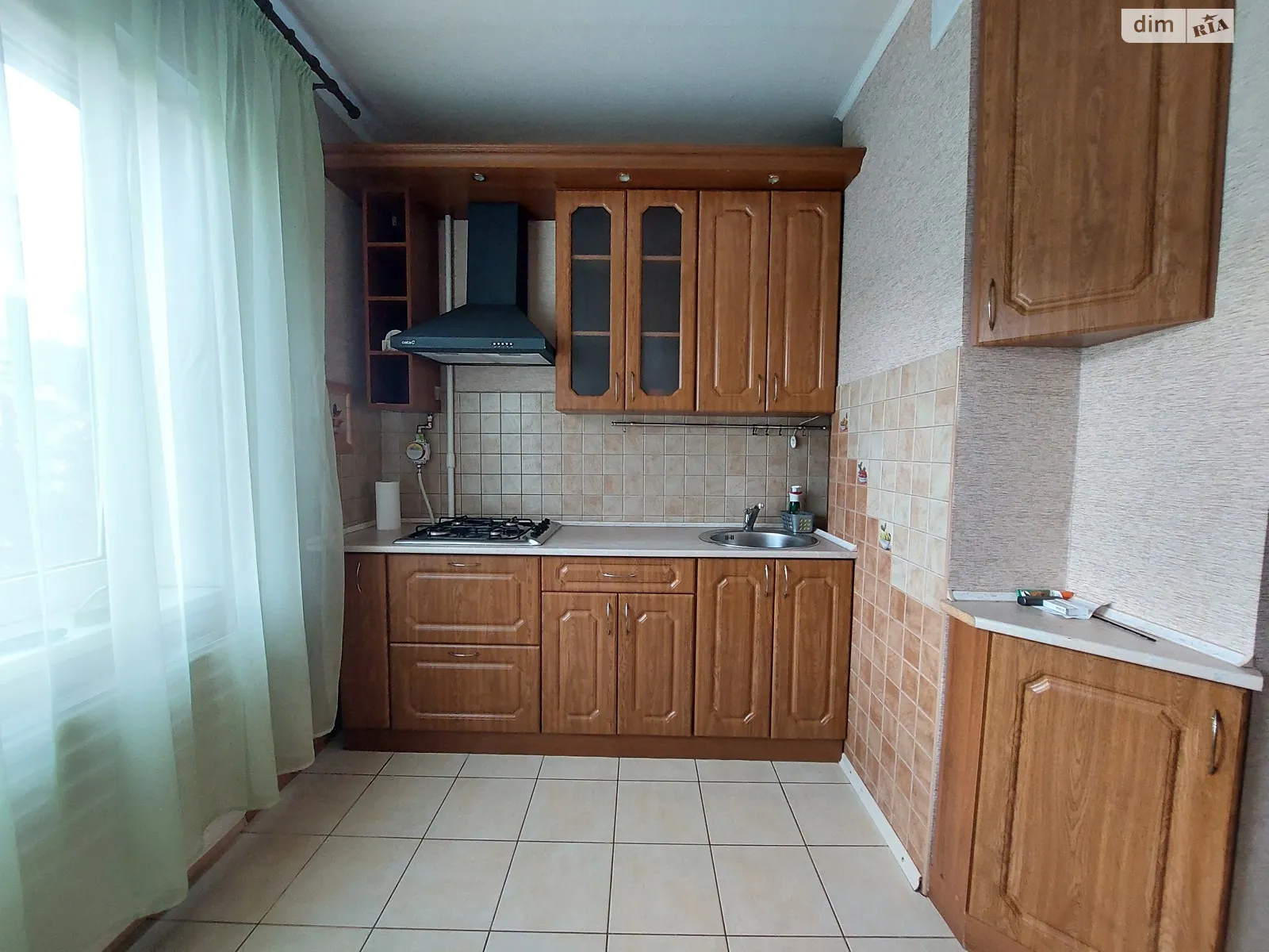 Продается 1-комнатная квартира 38 кв. м в Киеве, ул. Героев Днепра, 16 - фото 1