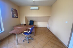 Долгосрочная аренда офисного помещения, Ужгород, р‑н. Радванка, Украинская улица