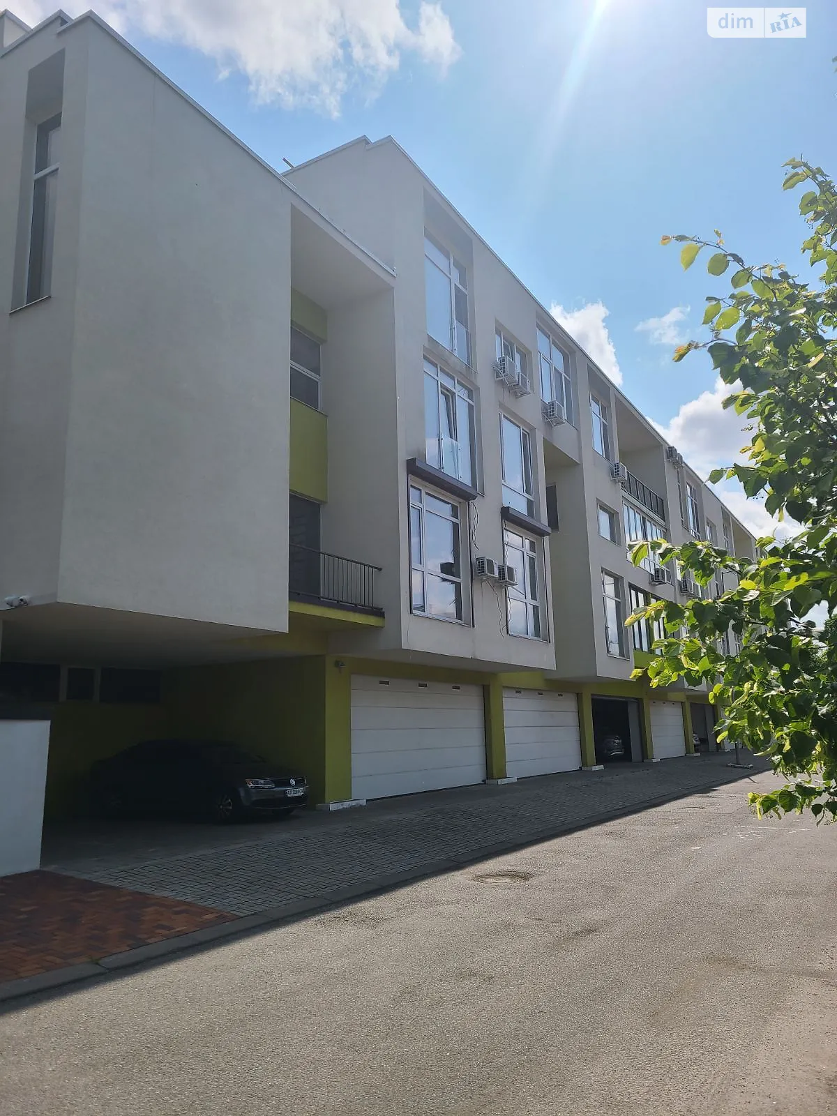 Продається підземний паркінг універсальний на 17 кв. м, цена: 11000 $ - фото 1