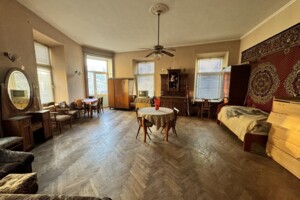 Продажа квартиры, Львов, р‑н. Центр, Князя Романа улица